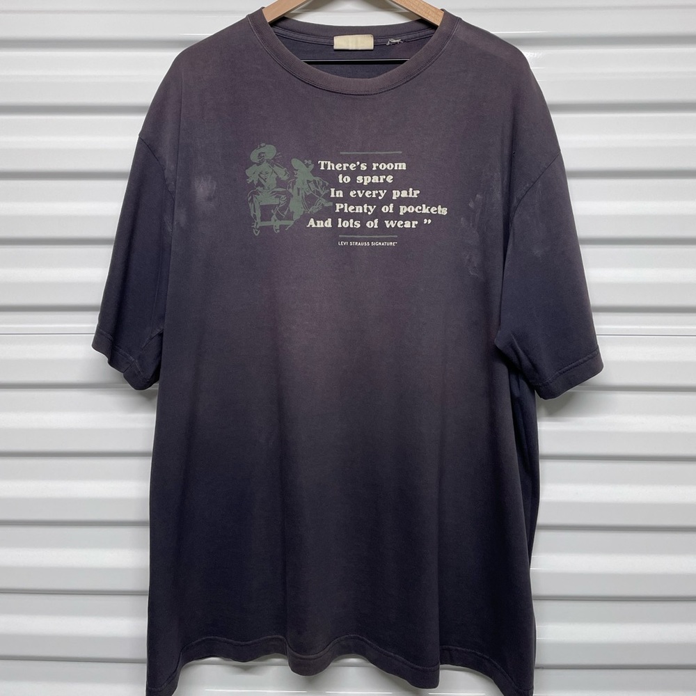 Vintage “Levi Signature” Tee